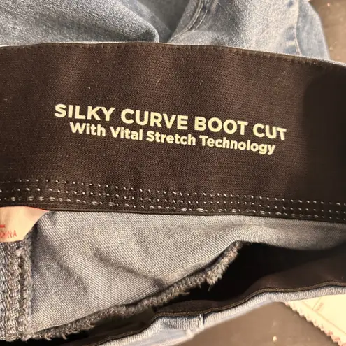 Laurie Felt Womens Bootcut Jeans Size XL Silky Curve Vital Stretch Light Wash Blue