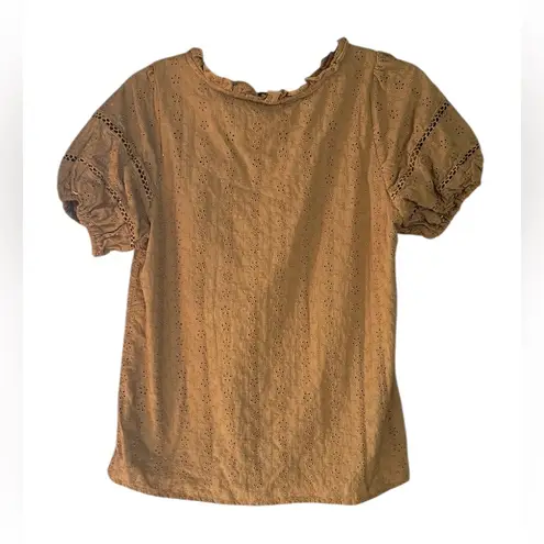 Downeast Golden-Brown Eyelet Blouse Top. Elastic Sleeves. Size Small. Autumn