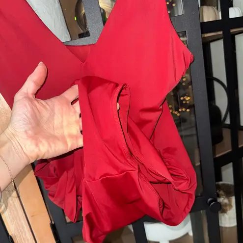 ANDIE  The Amor One Piece swimsuit bow Eco Nylon Crimson Long Torso tall vneck