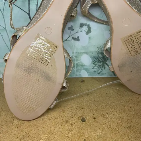 Bella Marie Elegant Sz8.5 Rose Gold Strappy Wedge Sandals