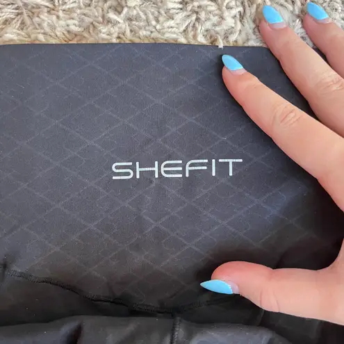 SheFit Leggings