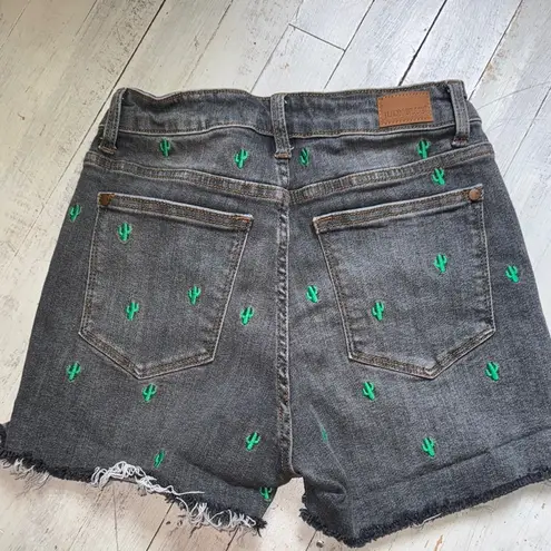 Judy Blue Gray and Green Cactus Embroidered Jean Shorts