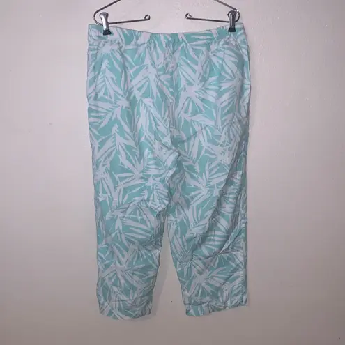 Cathy Daniels Cathy Tropical Print Capri Pants Light Blue and White Pockets Pull On - Image 5