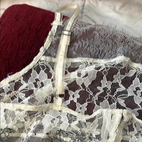 Anthropologie Cream Lace Chemise with Floral Design Size XL