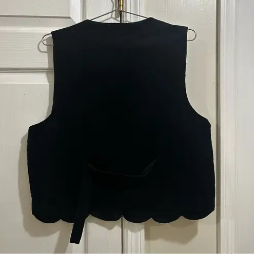 Van Heusen Vintage Black Suede Floral Embroidered Vest Size Large EUC