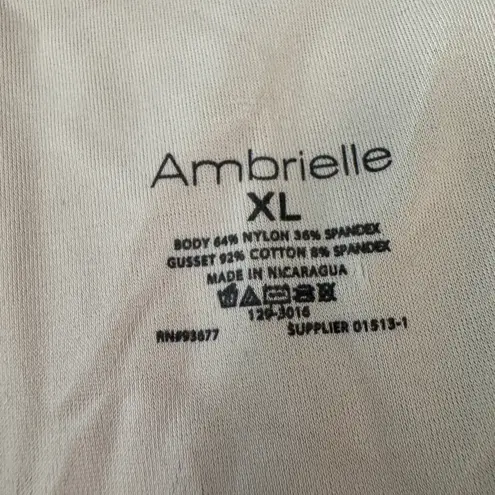 NWT Ambrielle XL Warm Beige Back Magic High