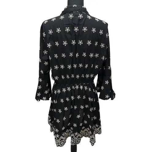 Venus  Sz 16 Top High Low Button Front Black Beige Embroidered Eyelet Bell Sleeve