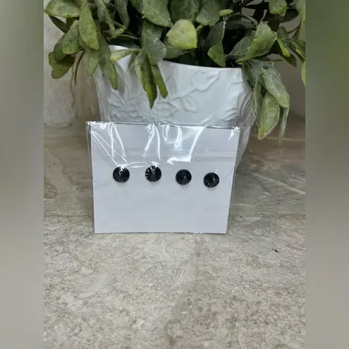 Nintendo Mario and Friends Snowmen Holiday Pin Set GameStop Exclusive Christmas new