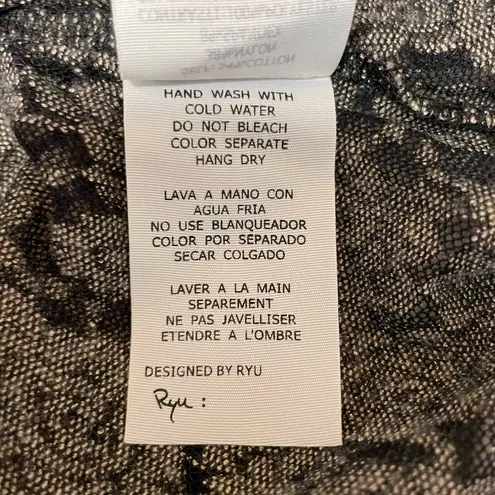 Ryu 1970's Style Lace Body Fringe Sleeve Blouse Cream Black. Size S (fits 14/16)