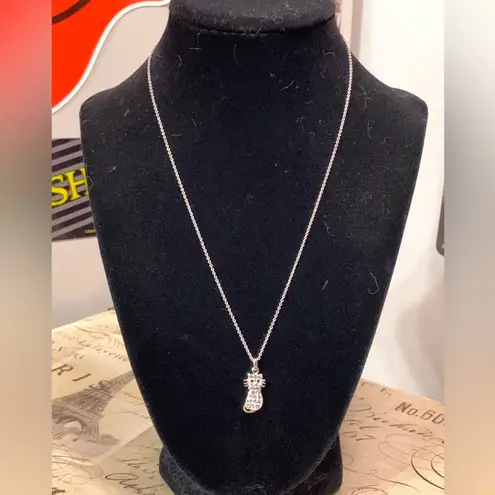 Rhinestone Cat Necklace Silver