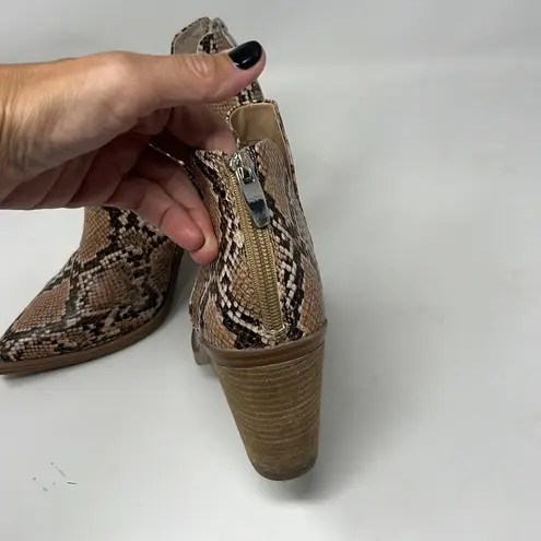 Steve Madden  Alyse Snakeskin Ankle Boots 10