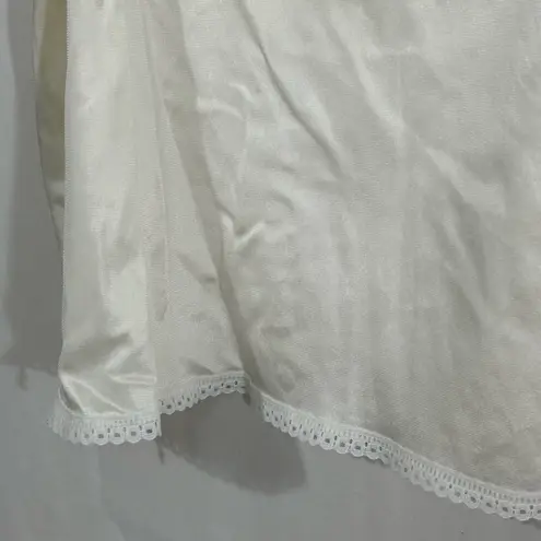 Vintage White Lace Trim Camisole Top Satin Bow Coquette Y2K M Size M