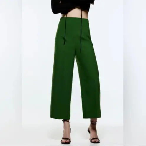 ZARA  Green High Waisted Wide Leg Culottes Size Medium