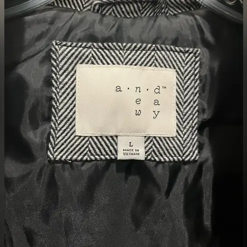 A New Day  Black & White Herringbone Vest w/pockets Sz L