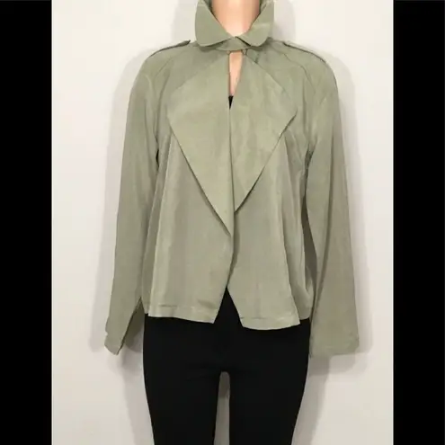 Bobeau Lightweight army green jacket. NWOT