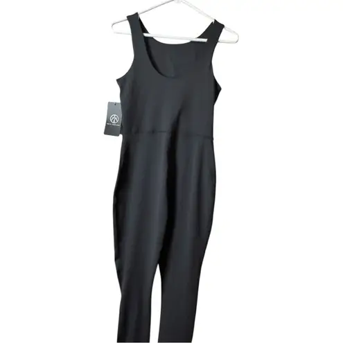 Move Theology Women's black Athletic Sporty Black and White Jumpsuit Sz M NWT Size M