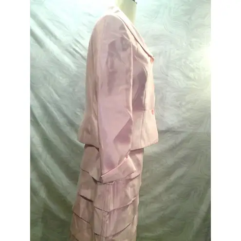 Kasper Women Career Skirt suit Size 10 Pink Satin Three Button Up Top