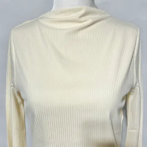 Band Of The Free New Cutout Back Bell Sleeve Mock Neck Crop Top Cream Size Small