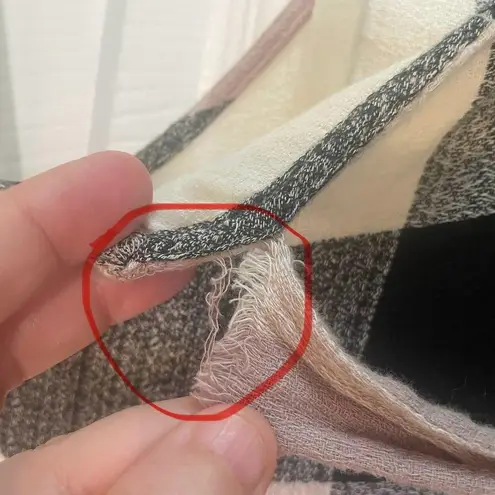 Ro & De Plaid Bell Sleeve Bow Back Blouse sz Medium