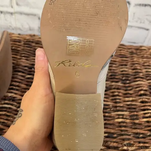 Women’s Rebels beige colored mesh leather style back zip western boots 6