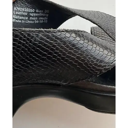 Dansko Vintage  Womens Black Lizard Leather Women’s Sz 5.5 Sling Back Sandals