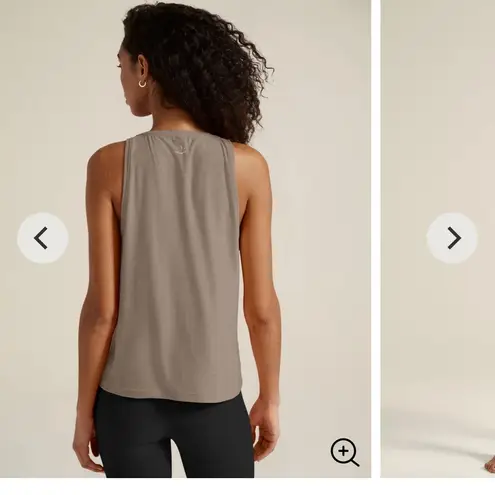 Beyond Yoga  Featherweight tank in Birch Heather