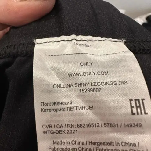 Only Onllina Shiny Pull On Mid Rise Black Leggings Size Medium
