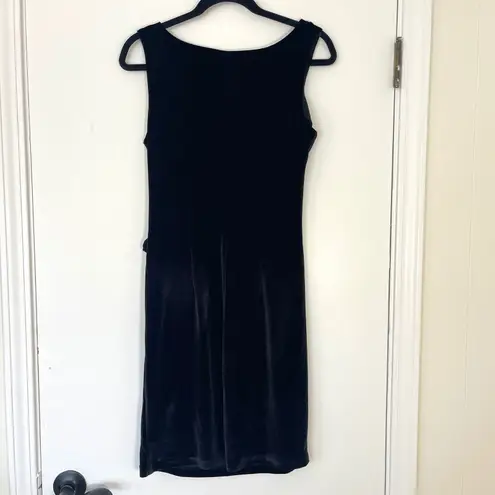 Taylor Dresses Black Velvet Sleeveless Ruched Sheath Cocktail Party Dress Size 6