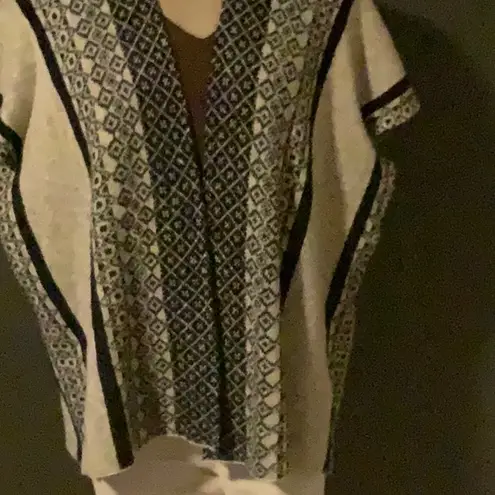 Wrap Cardigan Tan & Black ~ XL