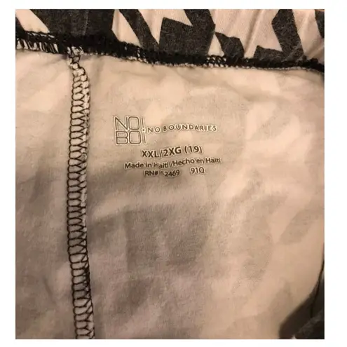 No Boundaries  Hounds Tooth Designed Leggings Size XXL