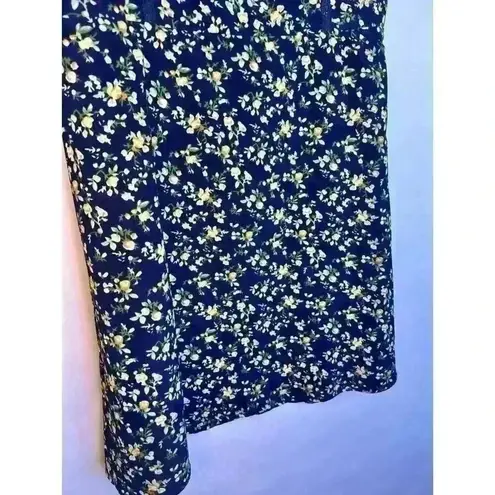 Everly  Navy Floral V-Neck Ruffle Flutter Sleeve Button-Front A-line Mini Dress M