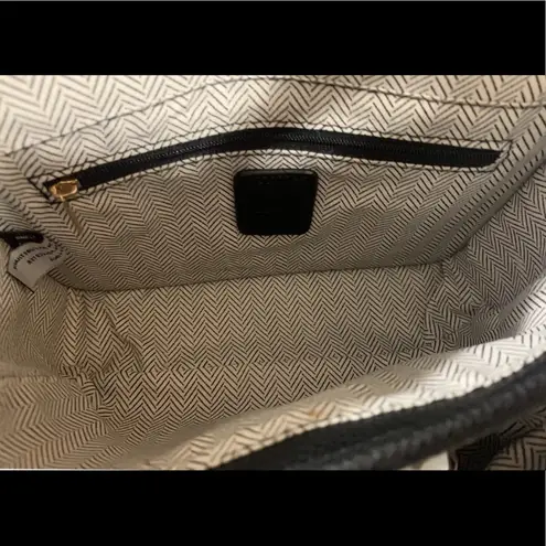 Like Dreams Black Faux Leather Chain Purse