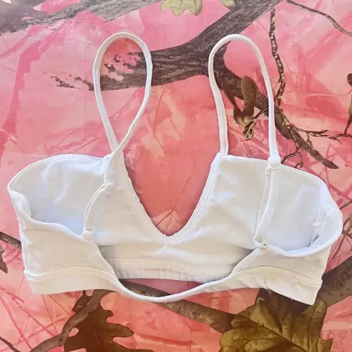 white v neck cinch front sports bra