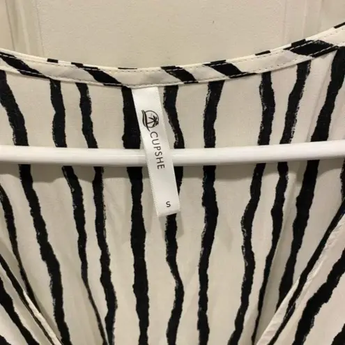 Cupshe  Women's Twist Front Dropped Shoulder‎ Dress/beach coverup Small