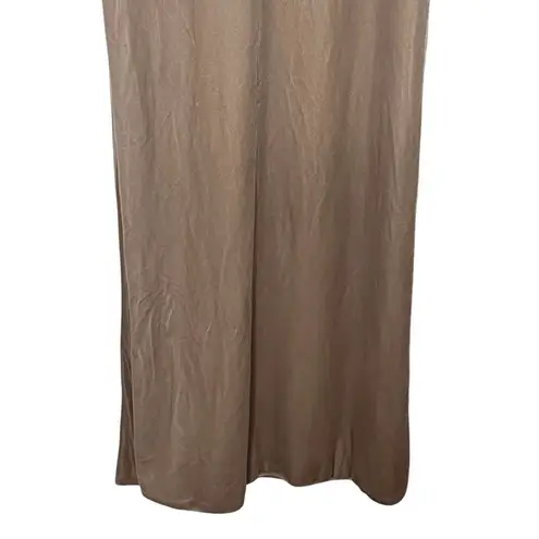 Revelry Skye Velvet Bridesmaid Gown Women’s Size 4 Champagne Slit Formal Dress Tan