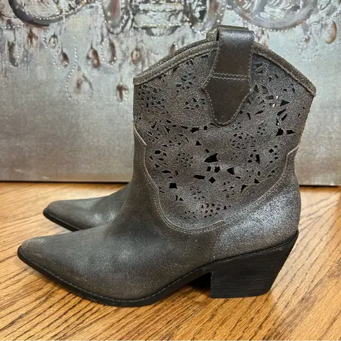 Donald J Pliner | Pewter Tumbled Brush Off Western Cowgirl Boots Size 7.5 Silver