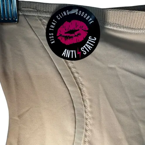 Maidenform High Waist Thigh Slimmer Shapewear Beige Cool Comfort Firm Control M