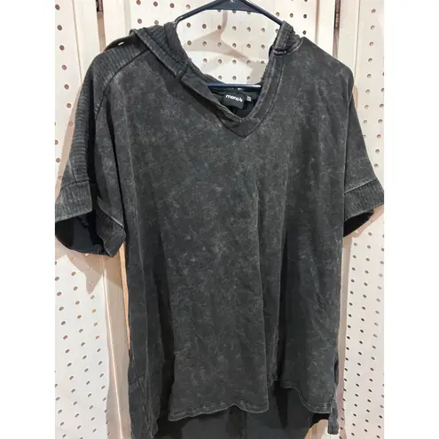 mono b Distressed Washed Black Short Sleeve Hooded Tunic Top One Size Gray Size undefined