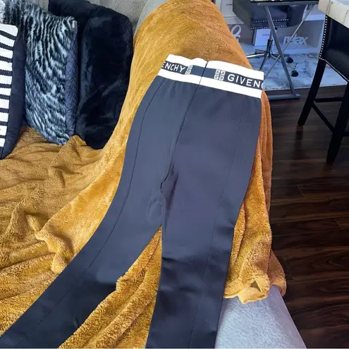 Givenchy Logo Elastic Waistband Legging in Black