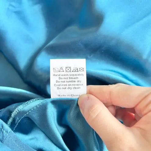 Chi Chi London Reign or Shine Teal Metallic Lace Sleeveless Midi Prom Dress NWT