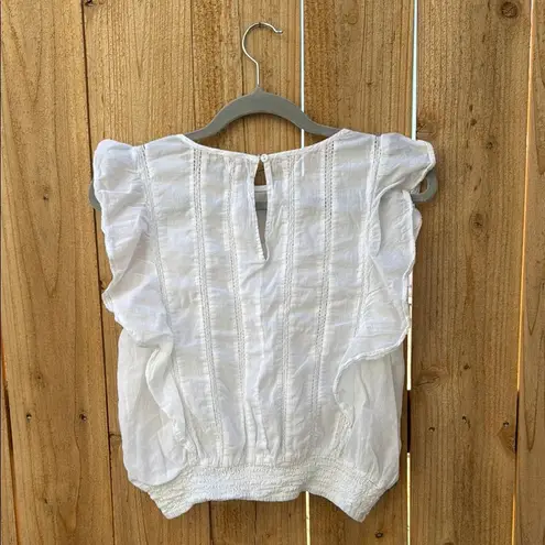 Elan White Sleeveless Ruffled Smocked Blouse