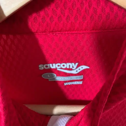 Saucony Women L Neon Pink Pullover Lightweight
