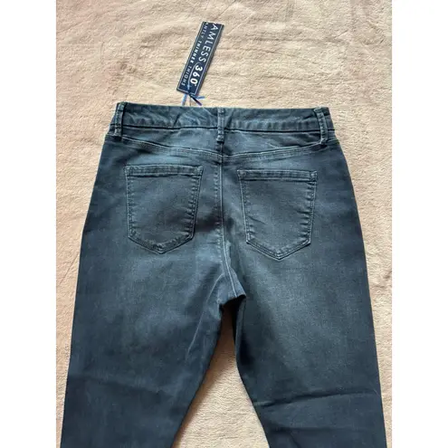 Bandolino AmLess 360 Smooth Operator Dark Wash Denim Jeans Size 8