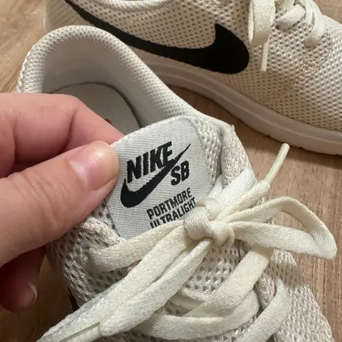 Nike  | Men's SB Portmore II Ultralight Skate Sneaker Shoes