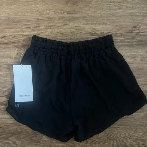 Lululemon Hotty Hot High-Rise Lined Short 4"