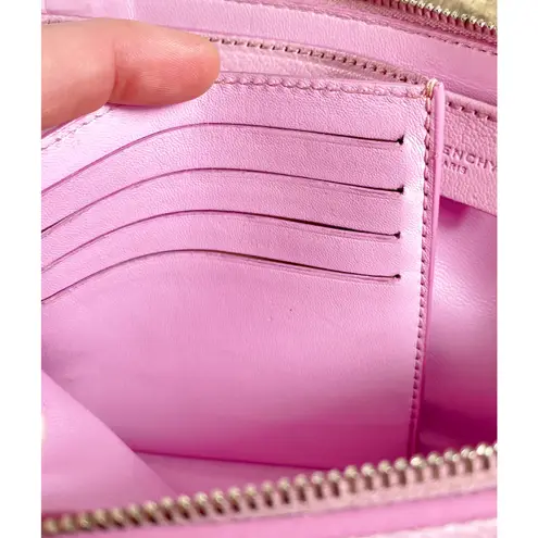 Givenchy Grained Goatskin Antigona Crossbody Bag