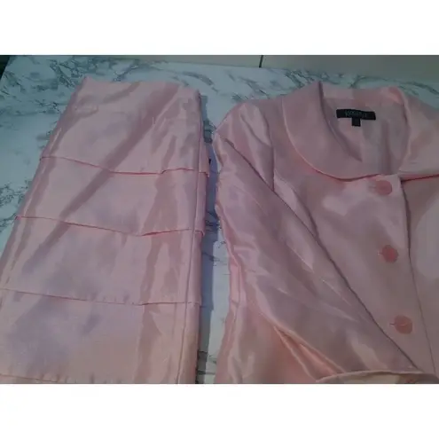 Kasper Women Career Skirt suit Size 10 Pink Satin Three Button Up Top