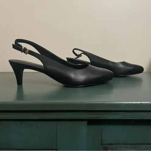 Trotters Keely Slingback Pumps