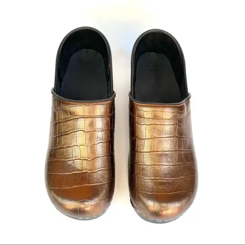 Bjork Eva Croco Embossed Metallic Bronze Leather Clogs Brown Size 10.5