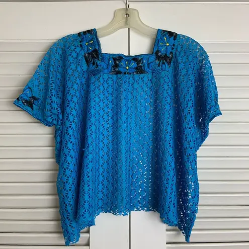 M/L Light Blue Mesh Net Embroider Daisy Crop Top Size L